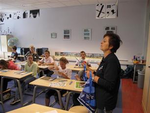 Ni’je Veste Buitenschans krijgt visles in de stadsgracht Groenlo