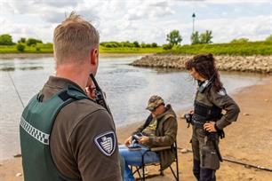 Word controleur en steun de hengelsport